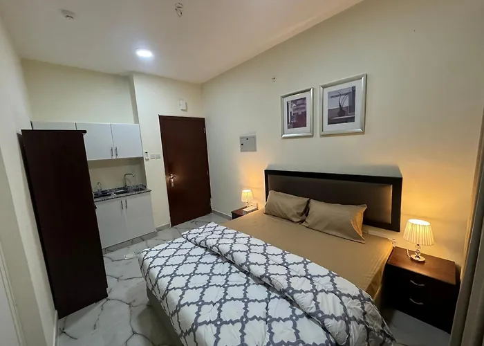 Brand New Furnished Studio Appartment Near Union Metro Station