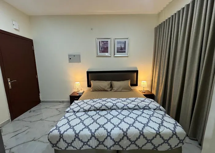Brand New Furnished Studio Appartment Near Union Metro Station