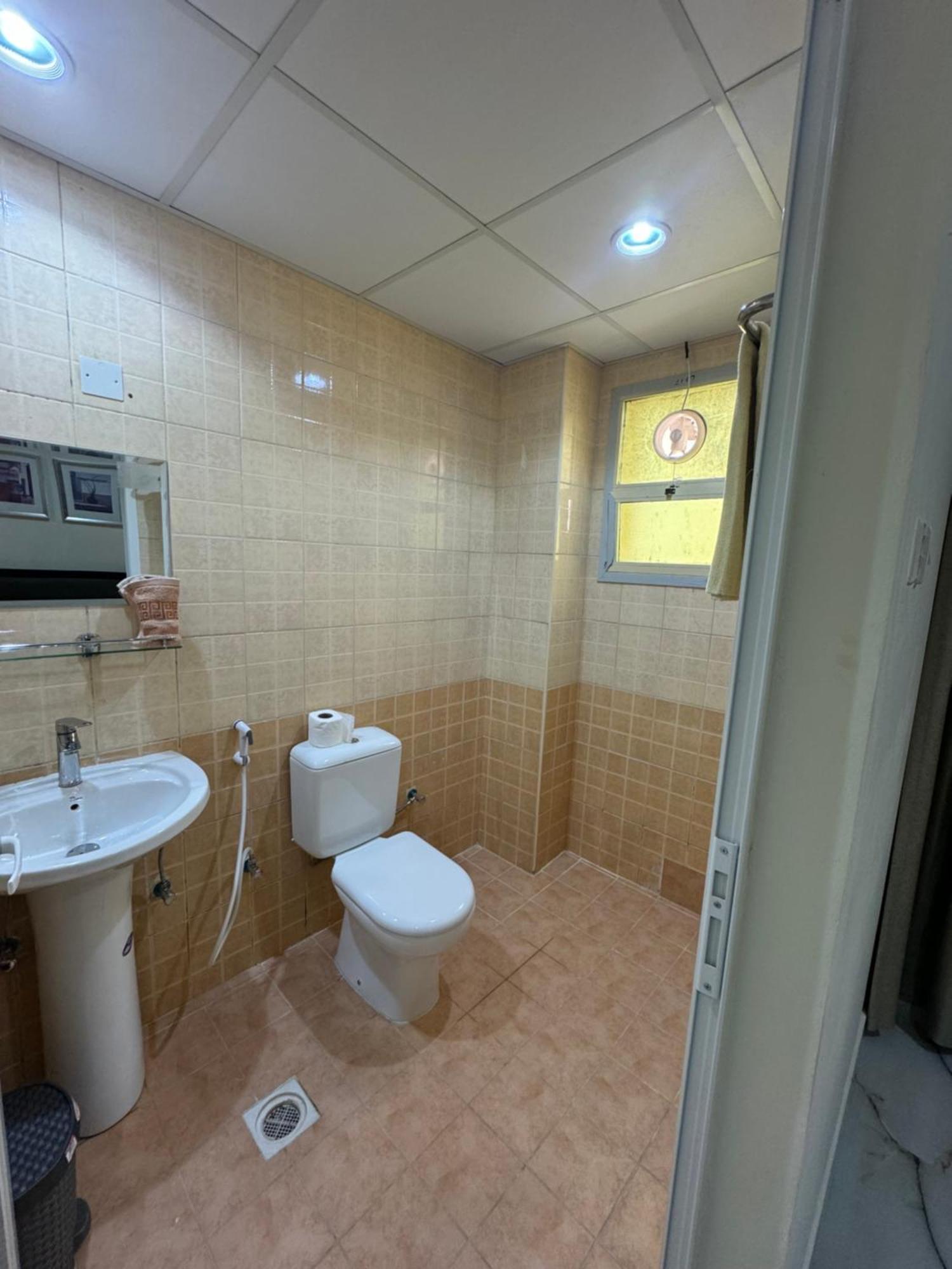 Brand New Furnished Near Union Metro Station * Dubai